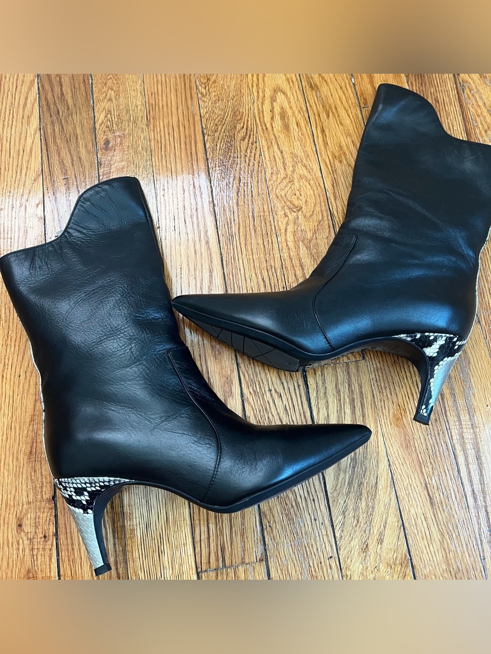 Aquatalia Black Leather Pointed Toe Ankle Boots with Snakeskin Heel